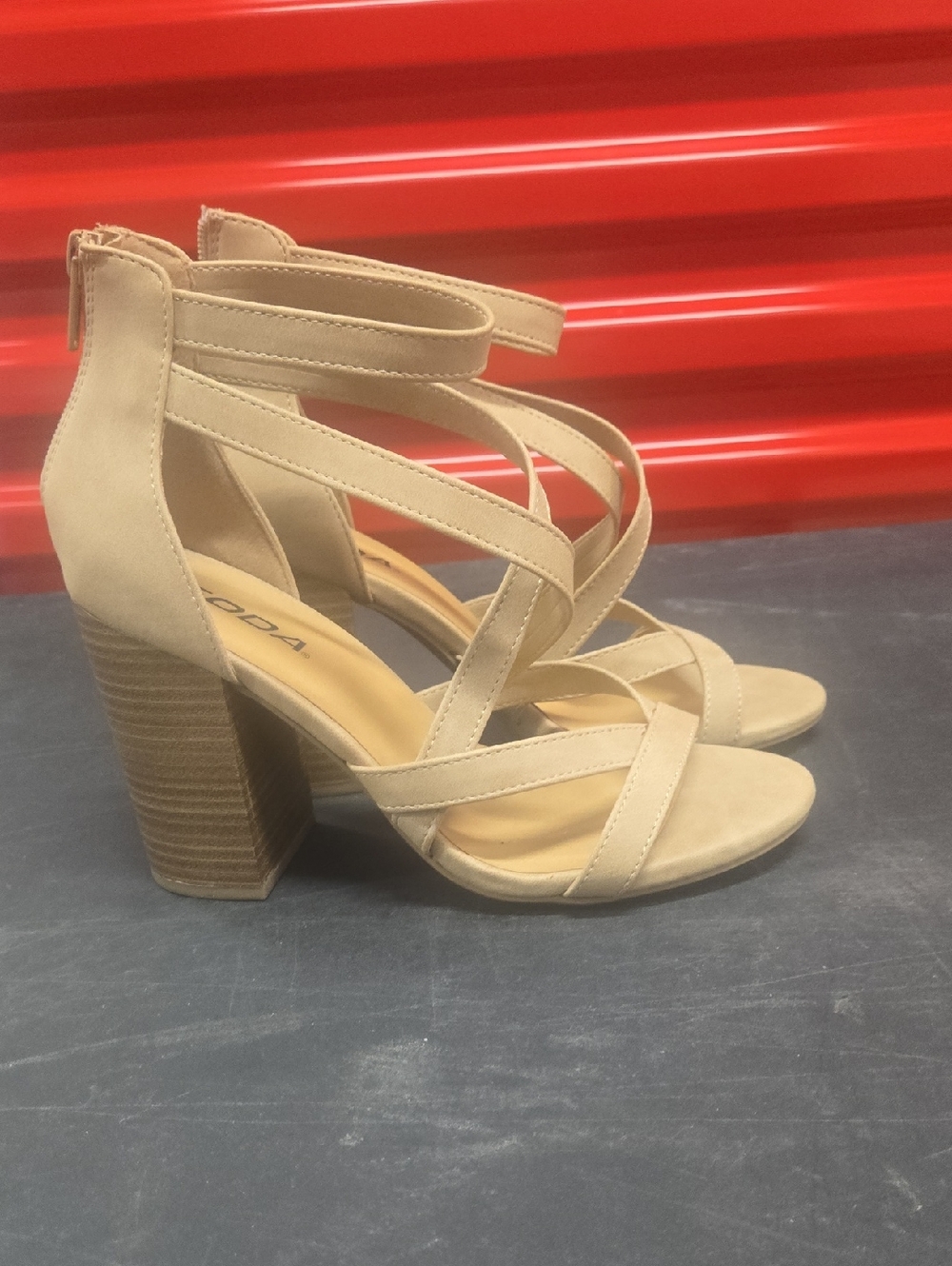 Ladies Strappy Block Heel Sandals - Beige